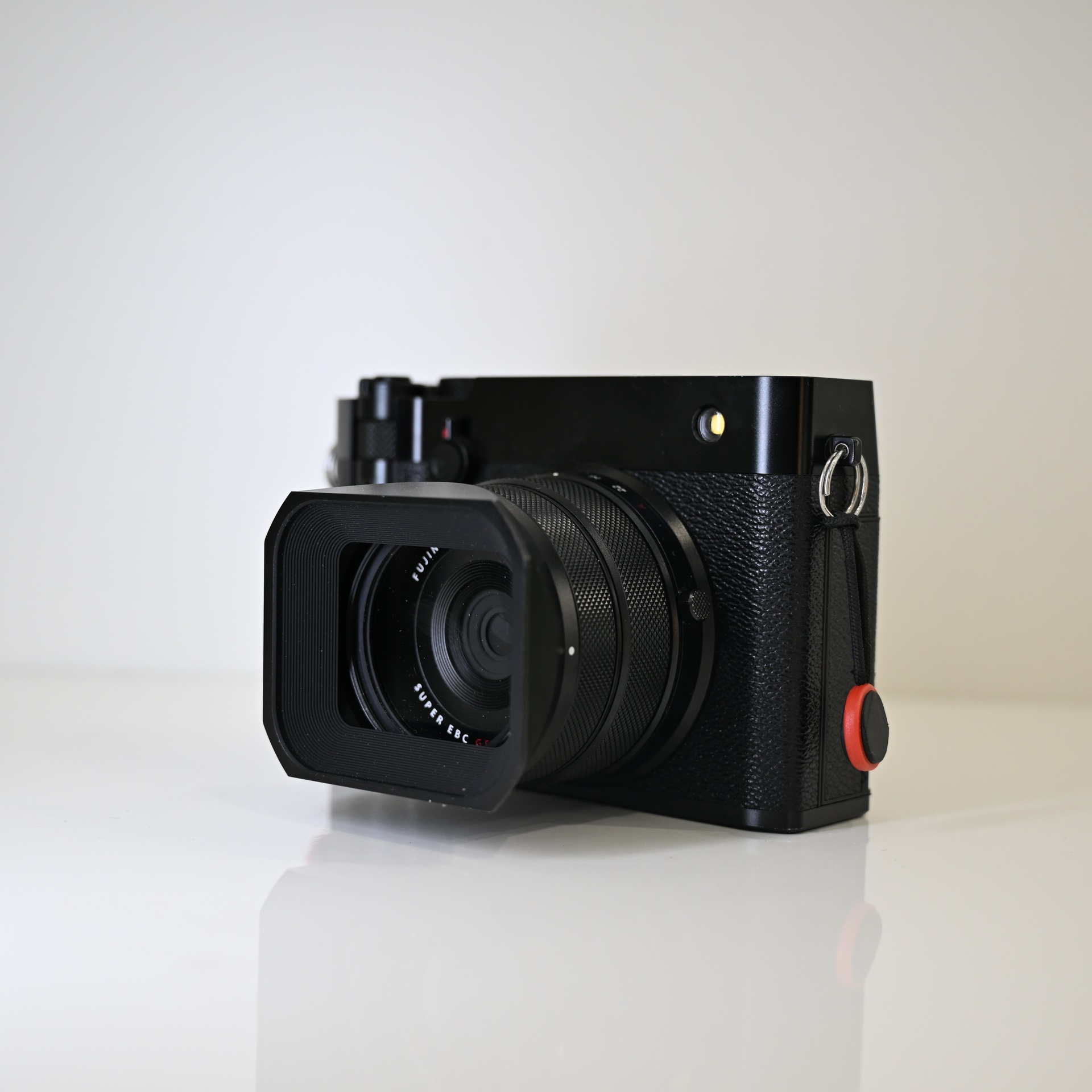 USED FUJIFILM GFX100RF Digital Camera (Black)
