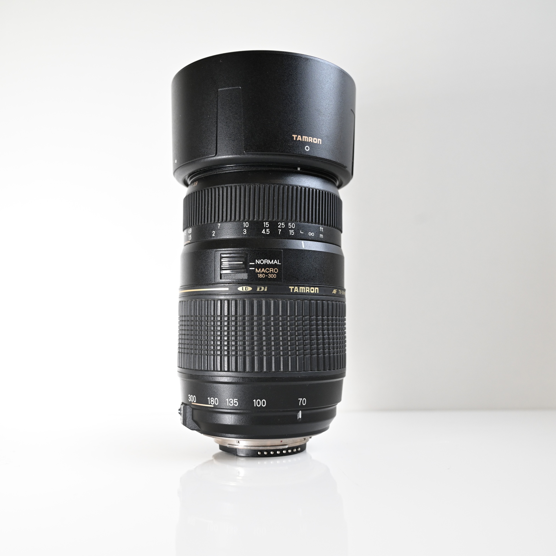 USED Tamron 70-300mm f/4-5.6 Di LD Macro Autofocus Lens for Nikon AF
