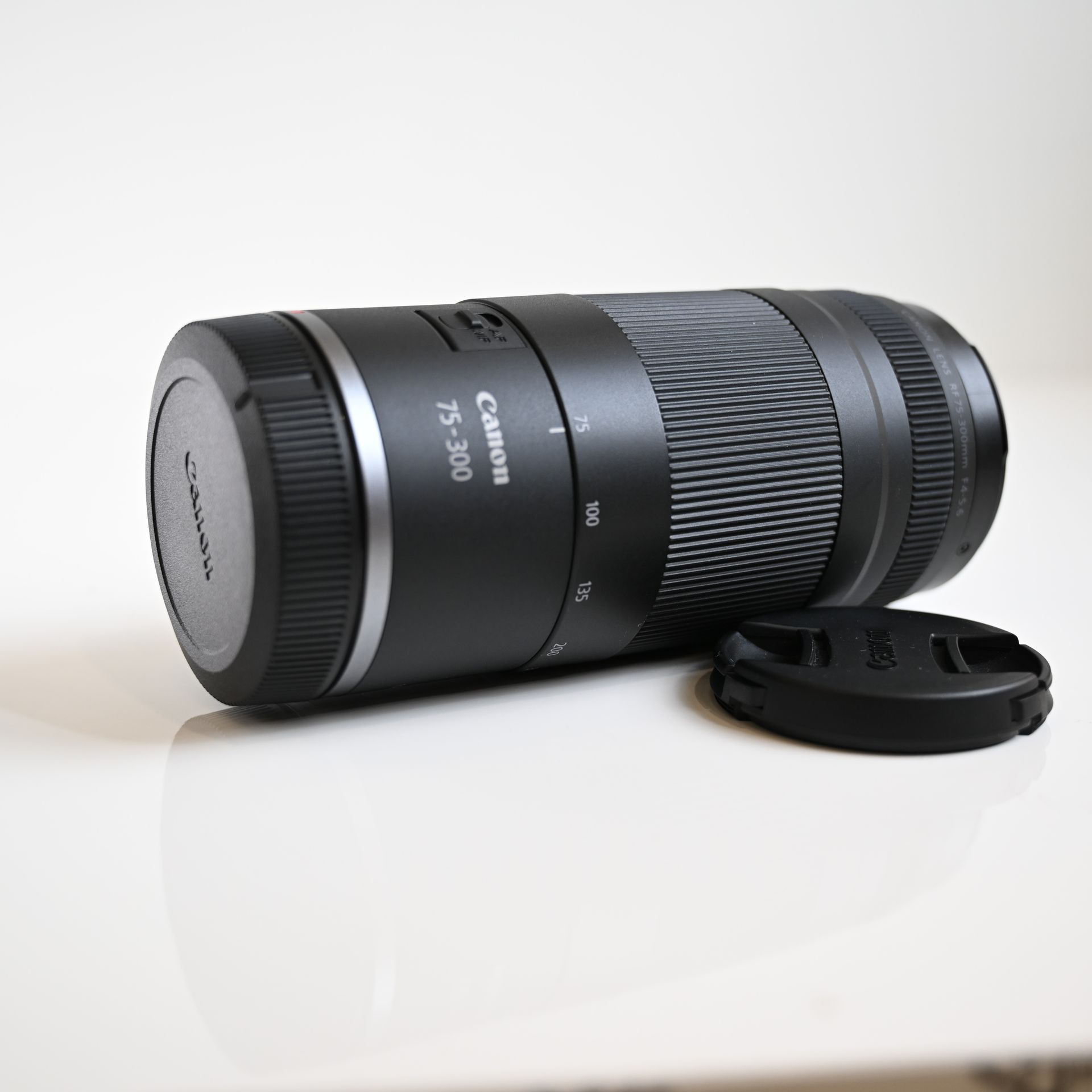 USED Canon RF 75-300mm f/4-5.6 Lens (Canon RF)