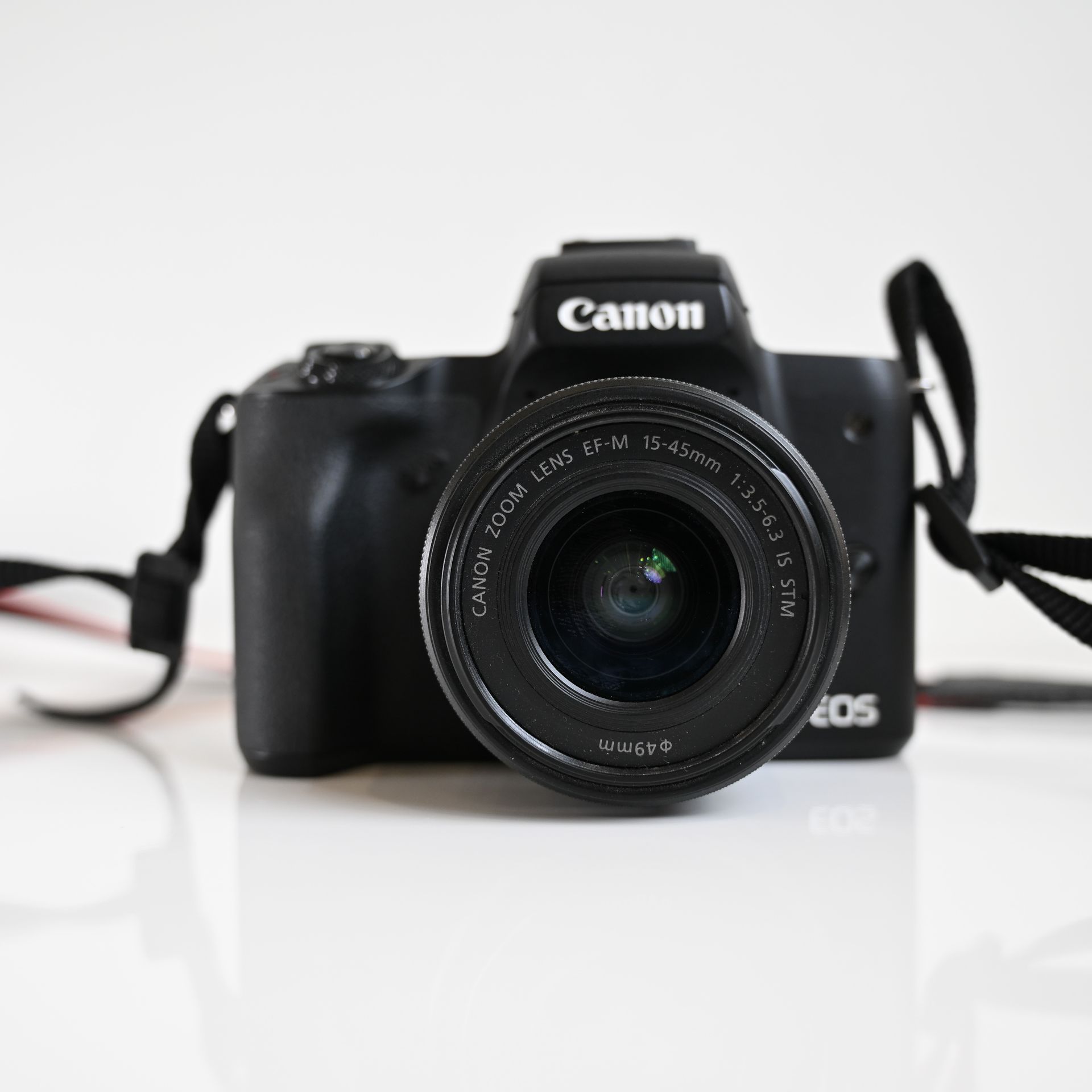 USED Canon EOS M50 Black with EF-M 15-45mm IS STM Lens Black