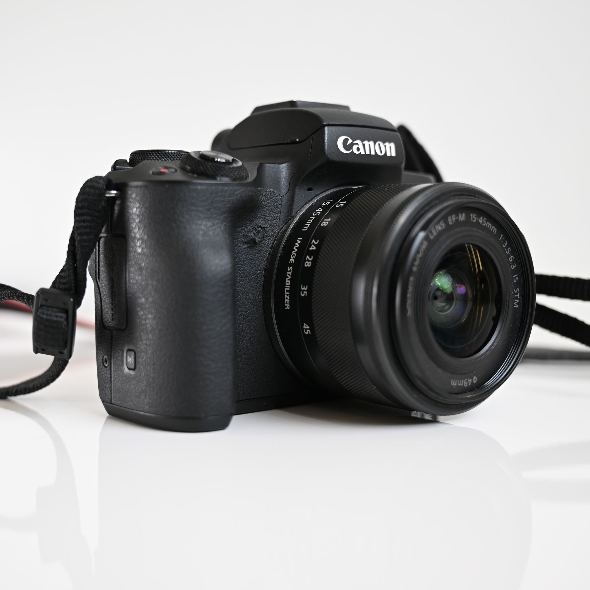 USED Canon EOS M50 Black with EF-M 15-45mm IS STM Lens Black