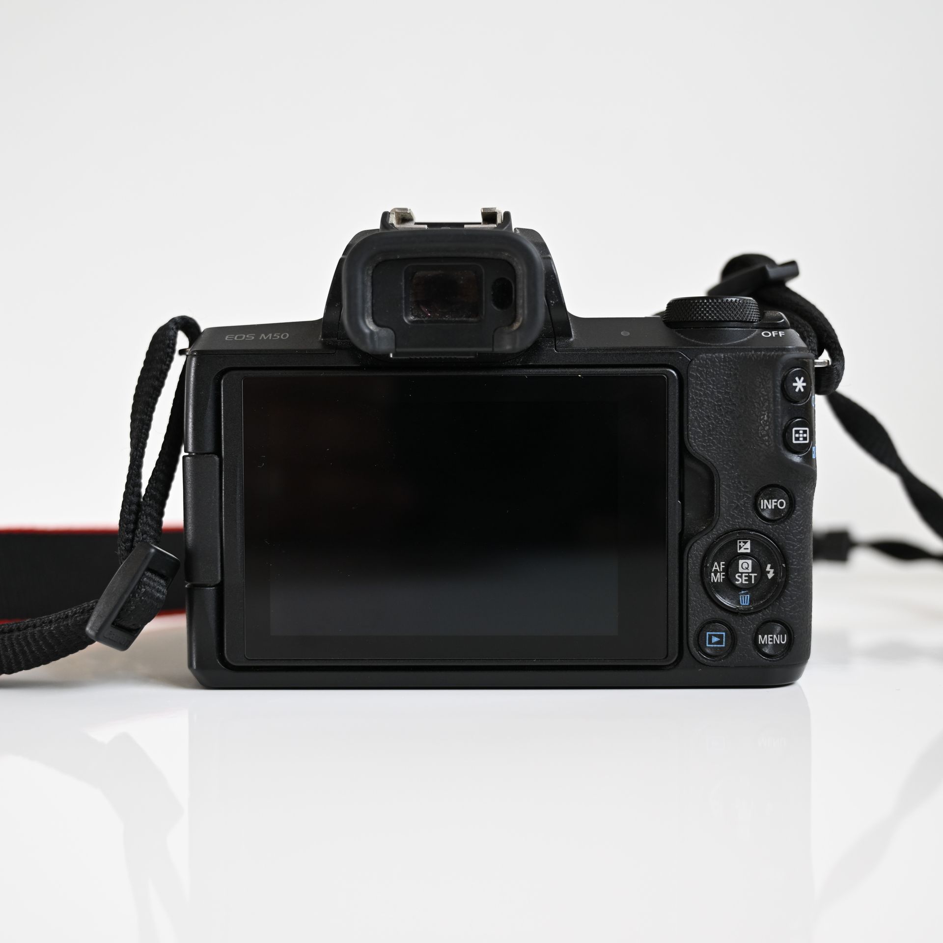 USED Canon EOS M50 Black with EF-M 15-45mm IS STM Lens Black