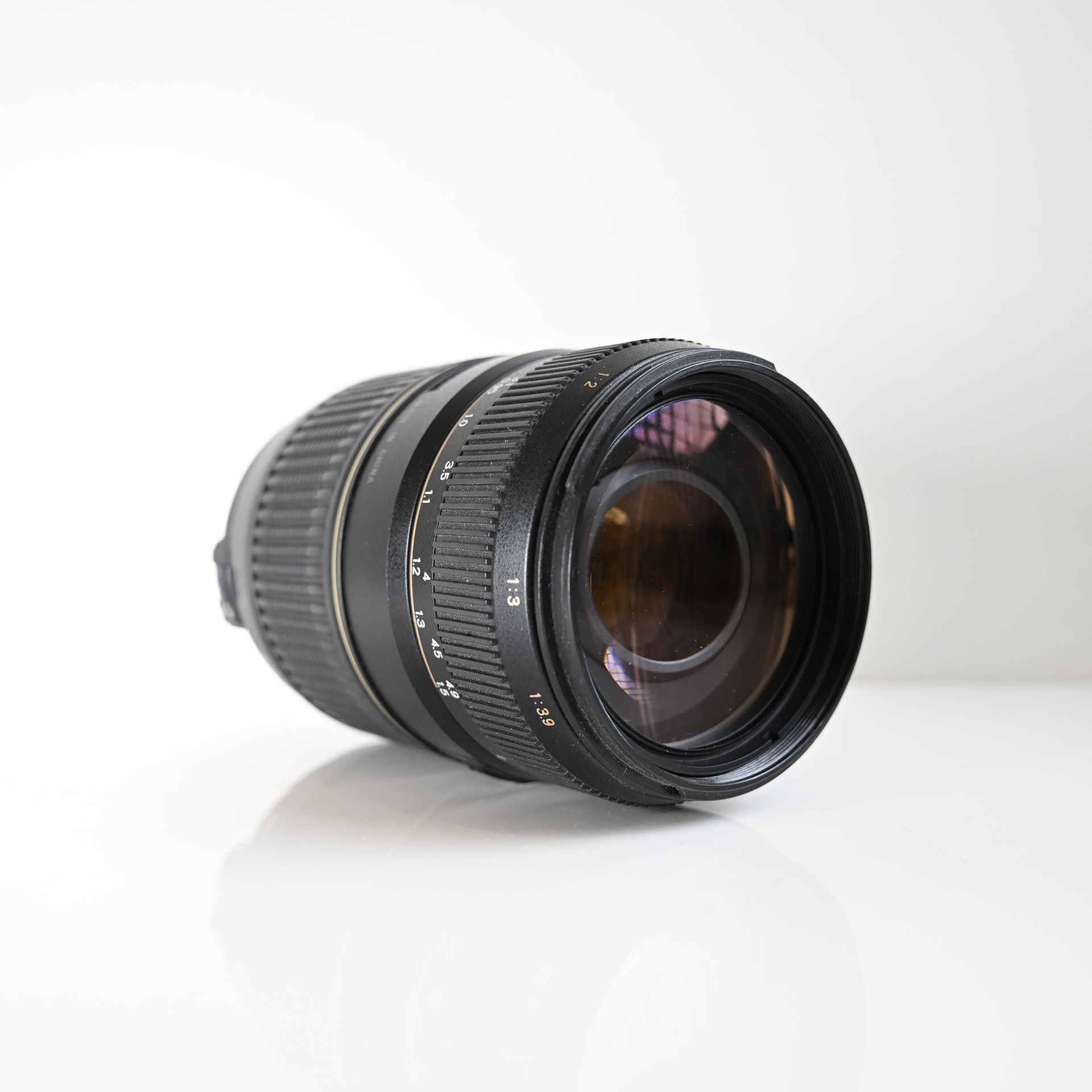 USED Tamron 70-300mm f/4-5.6 Di LD Macro Autofocus Lens for Nikon AF