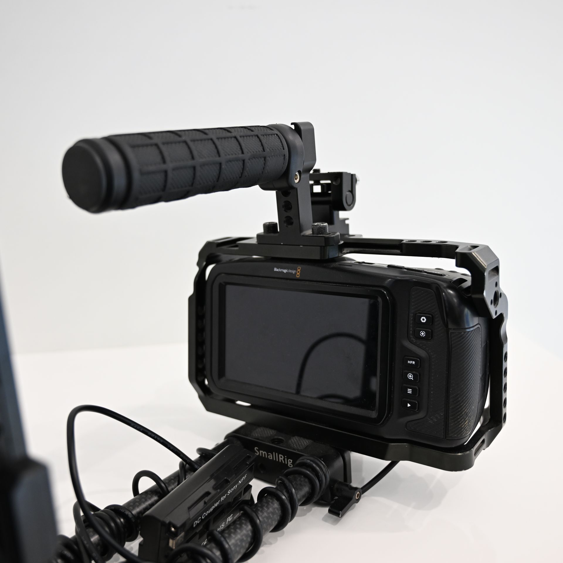 USED Blackmagic Pocket Cinema Camera 4K (BUNDLE) with Panasonic Lumix G Vario 14-140mm f/3.5-5.6 + Rokinon 35mm T1.5 Cine DS Lens + Sigma 16mm F1.4 DC DN for MFT + Sigma 56mm F1.4 DC DN for MFT + Ninja Shinobi Monitor + V Mount Battery and cage