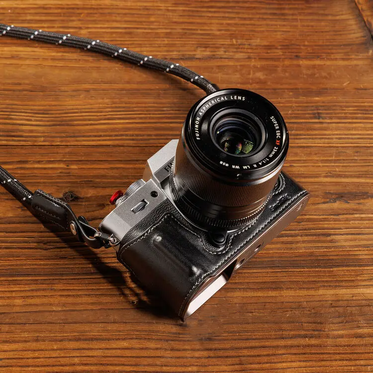 SmallRig Leather Half Case Kit for FUJIFILM X-T30 / X-T30 II / X-T30 III (Black) 5669 — photo 1