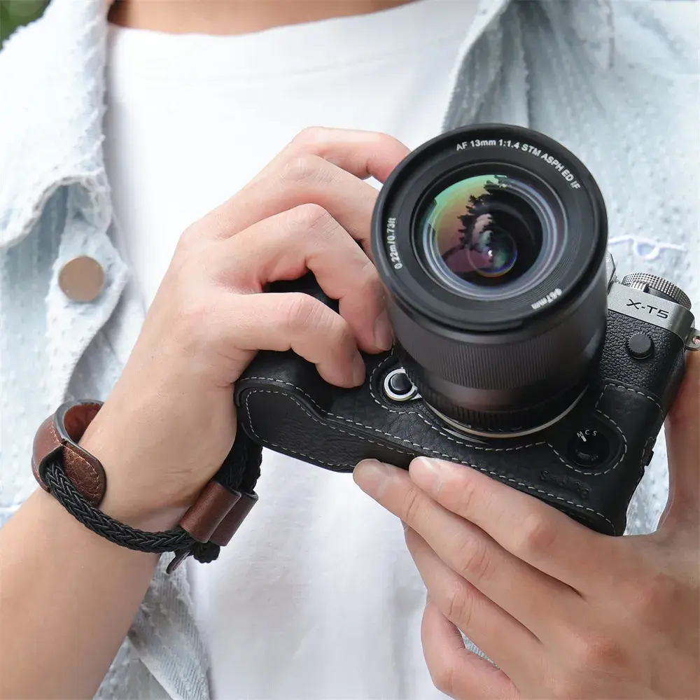 SmallRig Half Case / Wrist Strap Kit for FUJIFILM X-T5 3927 — photo 3