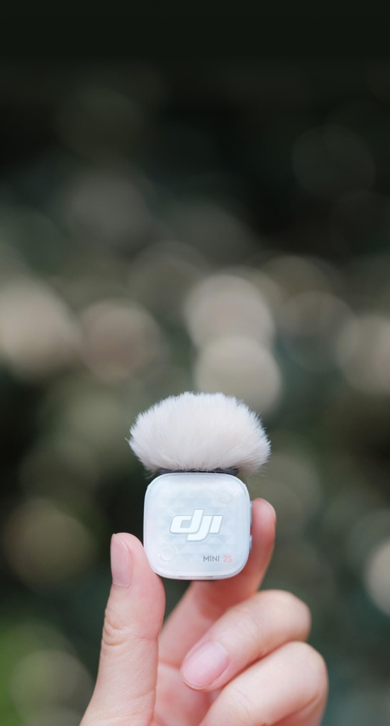 DJI Mic Mini 2S 2-Person Compact Wireless Microphone System  — 4