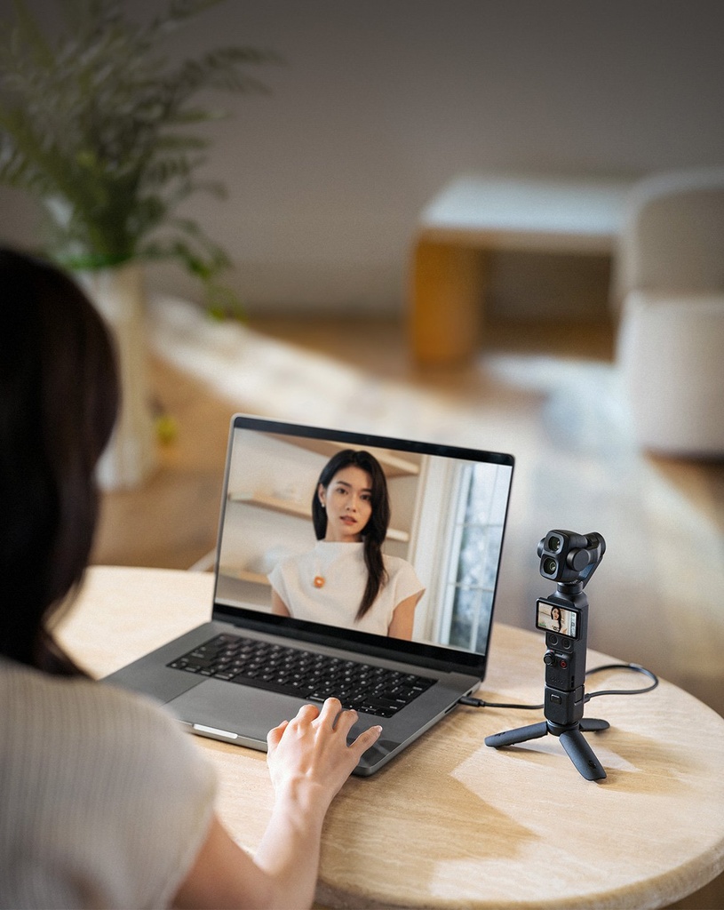 DJI Osmo Pocket 4P used as a webcam