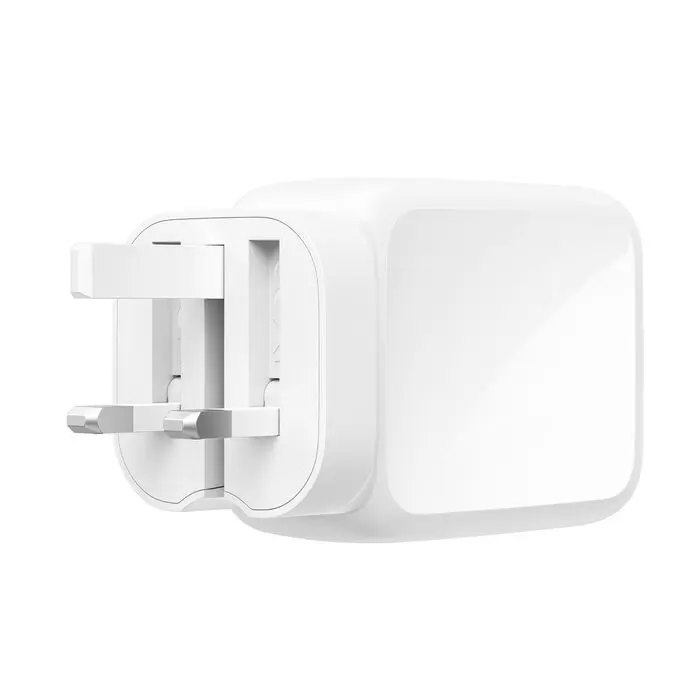 Belkin UltraCharge Retractable GaN Wall Charger 67W with 1 m USB-C Cable (WCH022myWH)