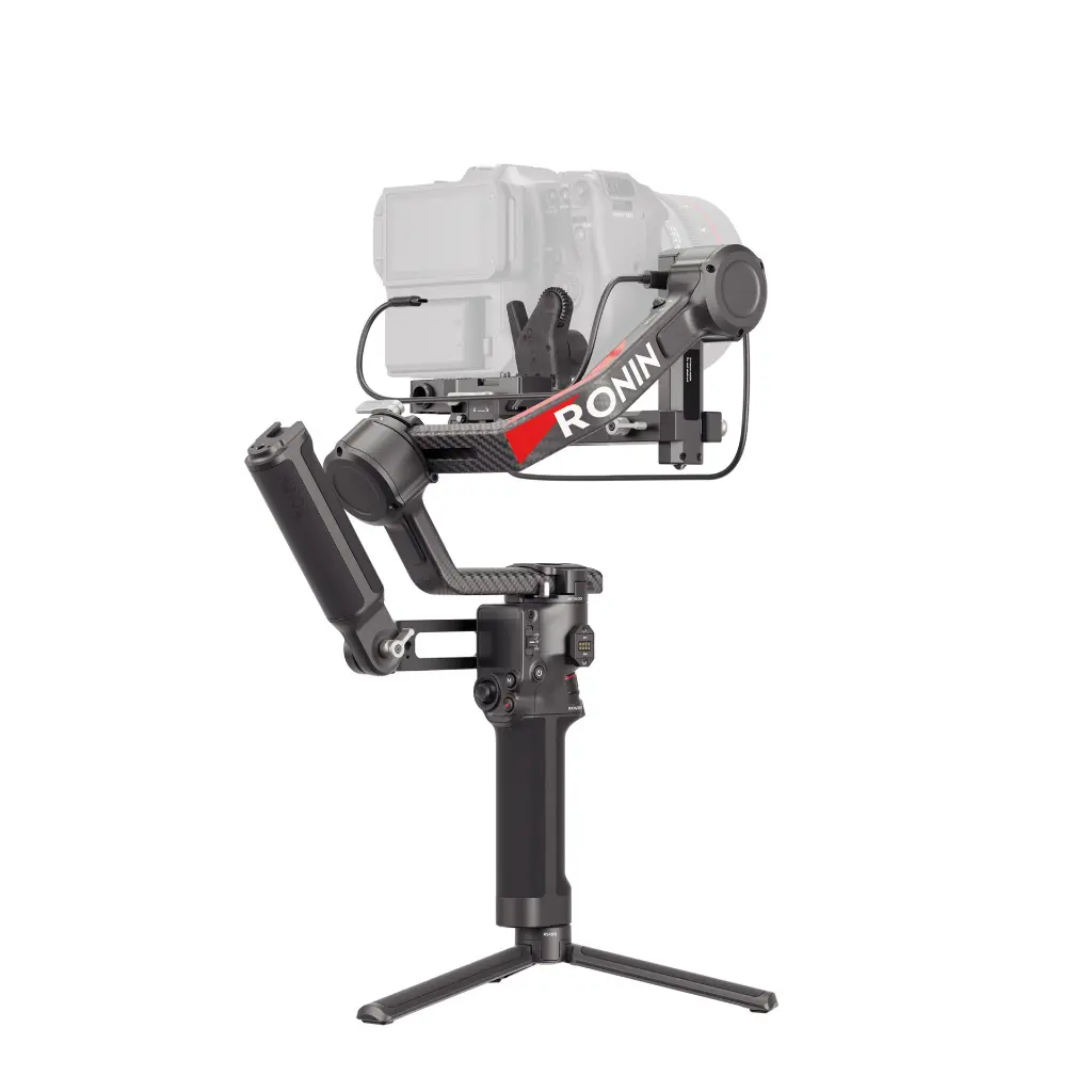 DJI RS4 PRO Combo Gimbal Stabilizer DJI-RS400P-C1 — photo 1
