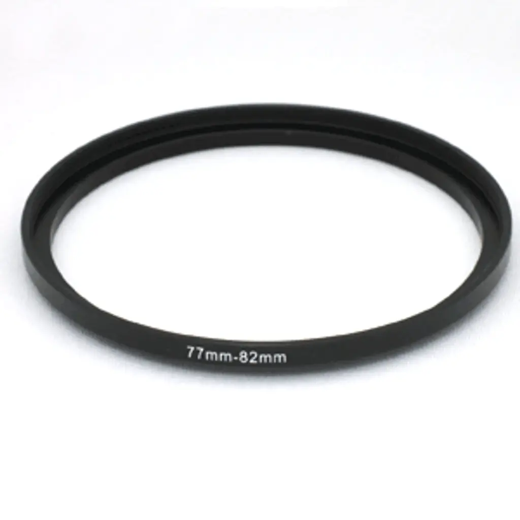 Focus Step Up Ring 77-82mm — photo 1