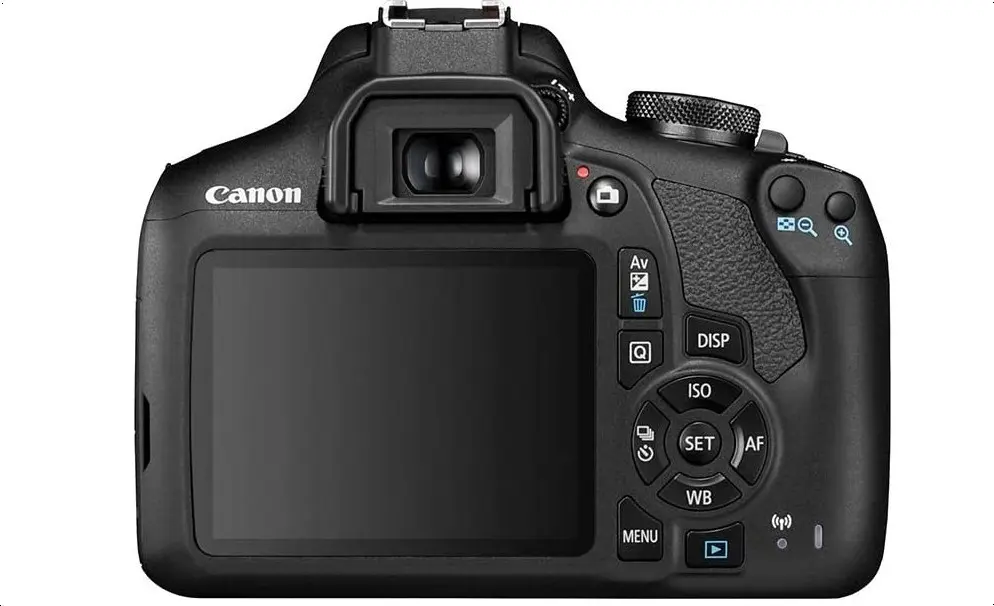 Canon EOS 2000D Camera with EF-S 18-55mm IS III Lens — photo 2
