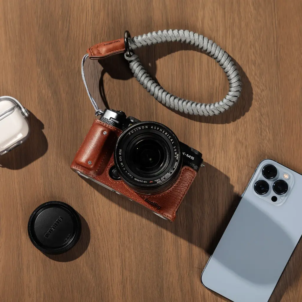 SmallRig Leather Half Case Kit for FUJIFILM X-M5 (Brown) 4880 — photo 3