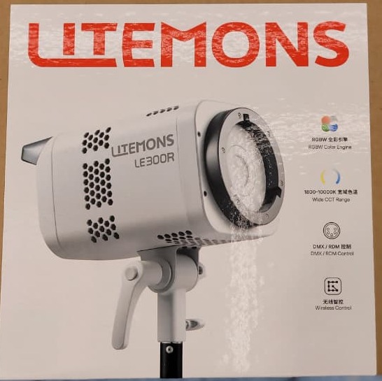 Godox Litemons LE300R RGB COB LED Light White