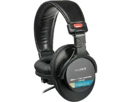 Sony MDR-7506 Professional Closed-Back Monitor Headphones with Foldable Design